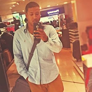 Meet your Posher, Issac